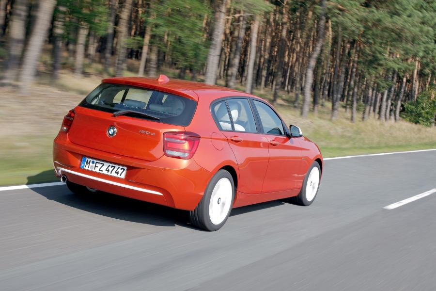 BMW 120d Urban Line 2011 года  (фото 124 из 193)
